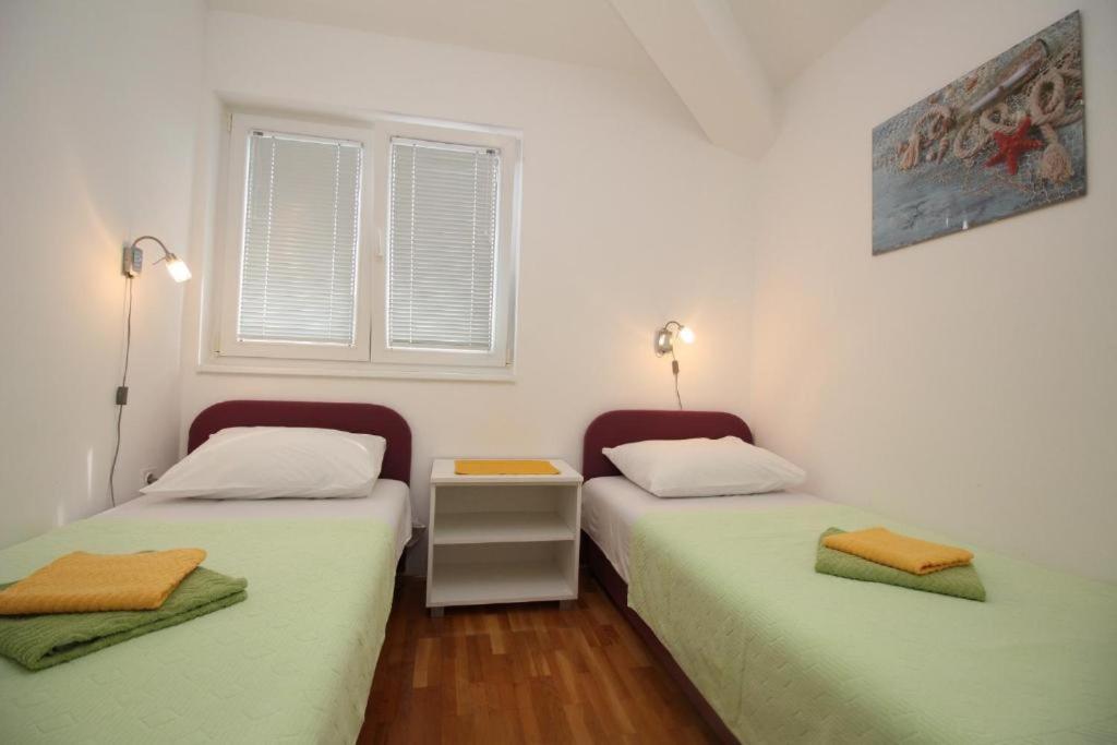 Apartmani Zec Šilo Екстериор снимка