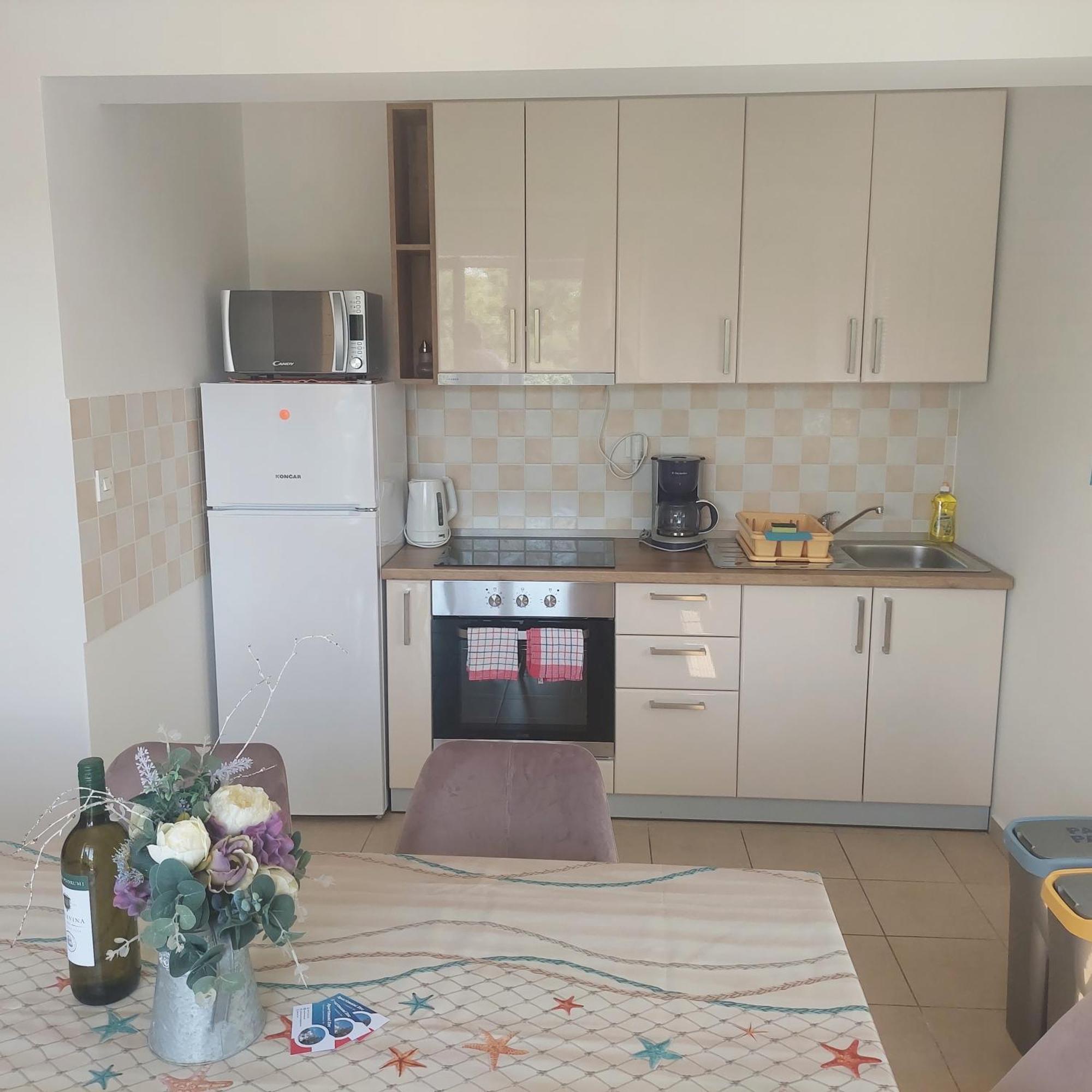 Apartmani Zec Šilo Екстериор снимка